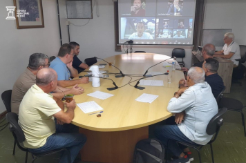 Comissão Especial da Estiagem debate medidas de enfrentamento com Senador Heinze e representantes do Agro 