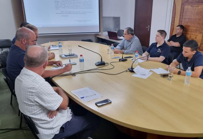 CCJ analisa Projetos de Lei do Poder Executivo e Legislativo