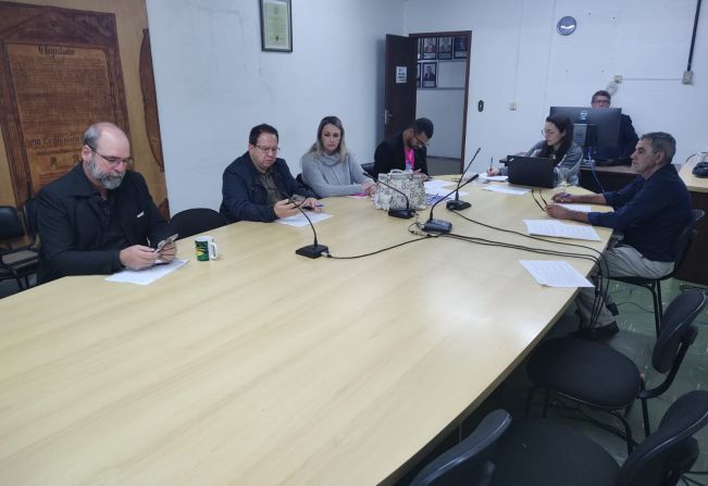 CCJ analisa Projetos de Lei do Poder Executivo e Legislativo