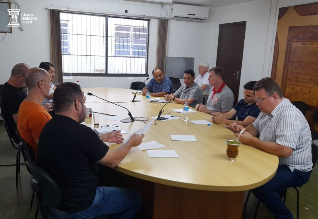 Em reunião da CE do Estacionamento Rotativo, Uabi e Sindicato dos Comerciários são ouvidos