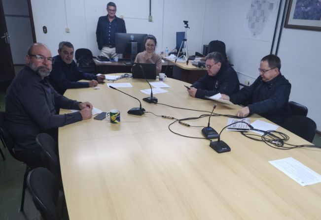 CCJ debate Projetos de Lei oriundos do Poder Executivo e Legislativo