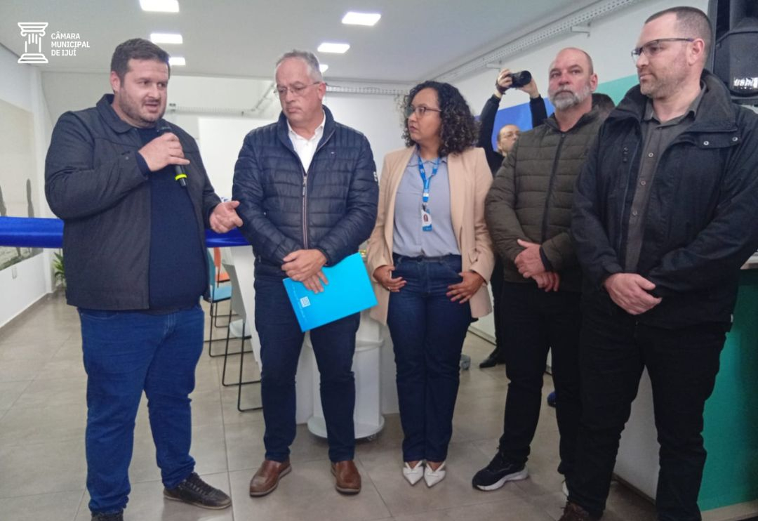 Poder Legislativo de Ijuí marca presença em inauguração da nova loja da Corsan