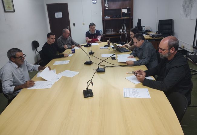 CCJ delibera pareceres a Projetos de Lei