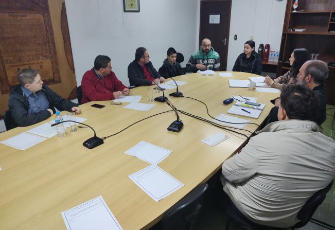 Comissão de Políticas Públicas recebe a visita do atleta de Jiu-Jítsu Vitor Piffer