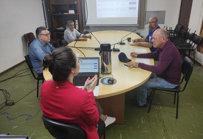 CCJ delibera pareceres a Projetos de Lei