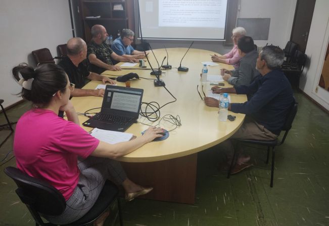 CCJ analisa Projetos de Lei do Poder Executivo e Legislativo