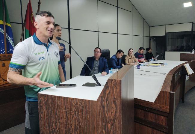 Ijuiense Michel Berti Goi explana sobre a cultura Hip Hop