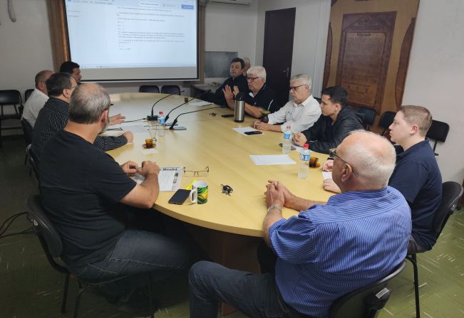 CCJ debate cessão do Parque de Exposições para a UETI 