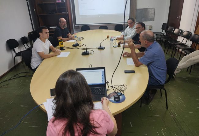 CCJ analisa Projetos de Lei do Poder Executivo e Legislativo