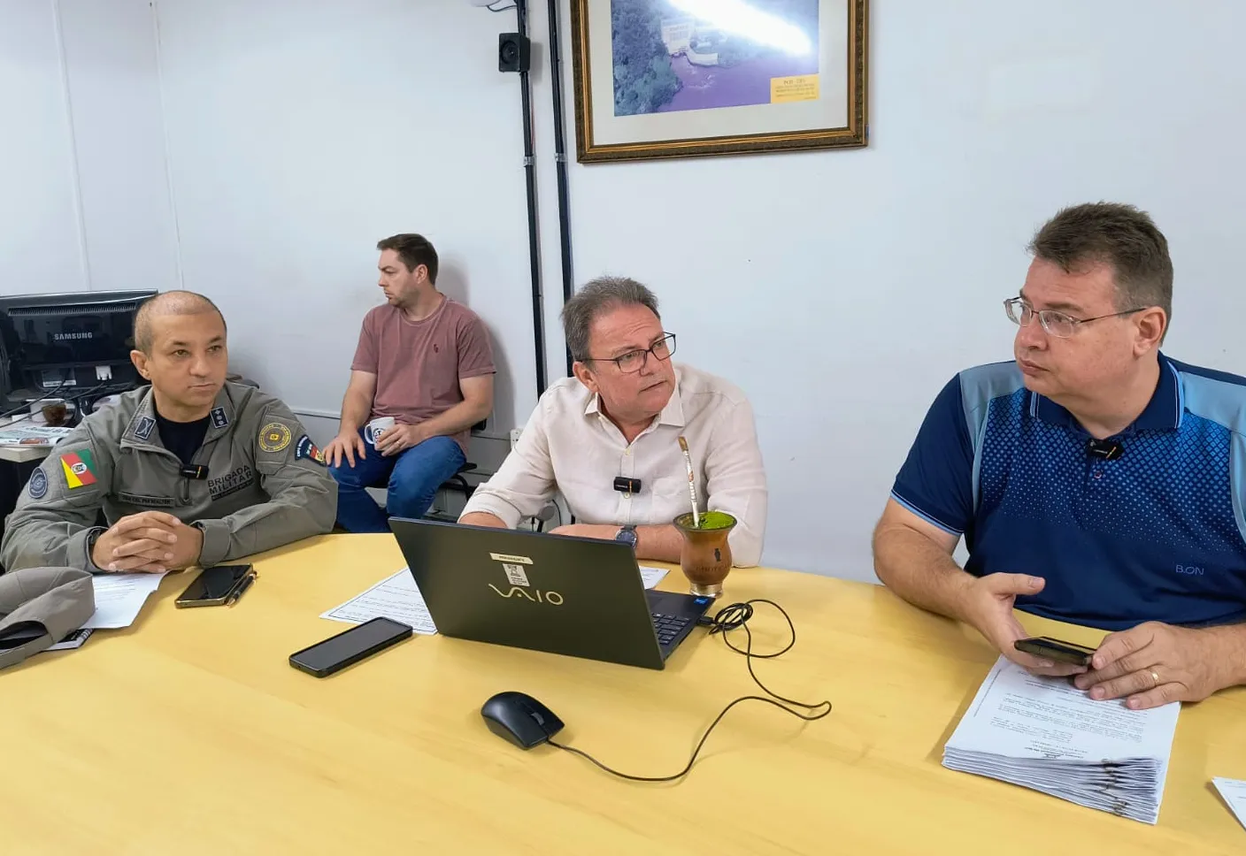 Comissão de Constituição, Justiça e Redação Final dispõe sobre onze projetos 