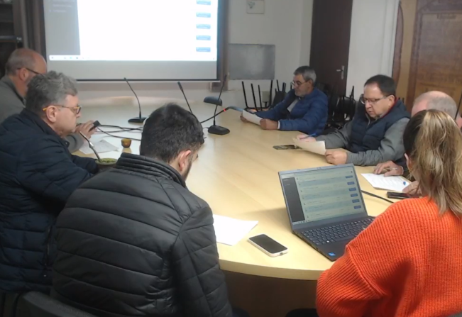 CCJ analisa Projetos de Lei do Poder Executivo e Legislativo