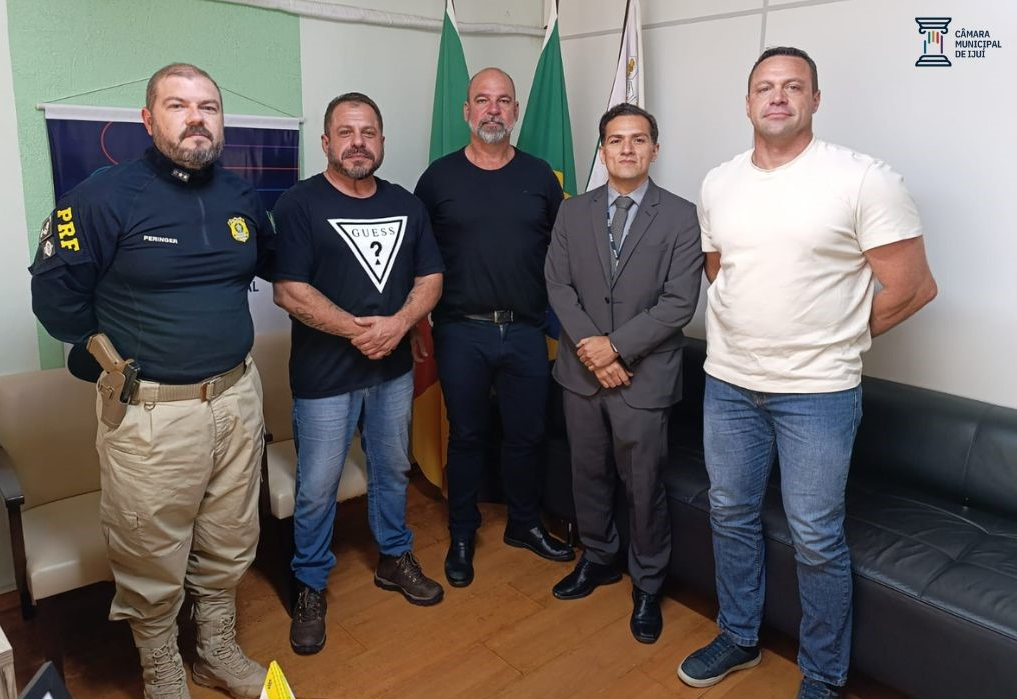 Câmara Municipal recebe PRF para apresentação do sistema Alerta Brasil